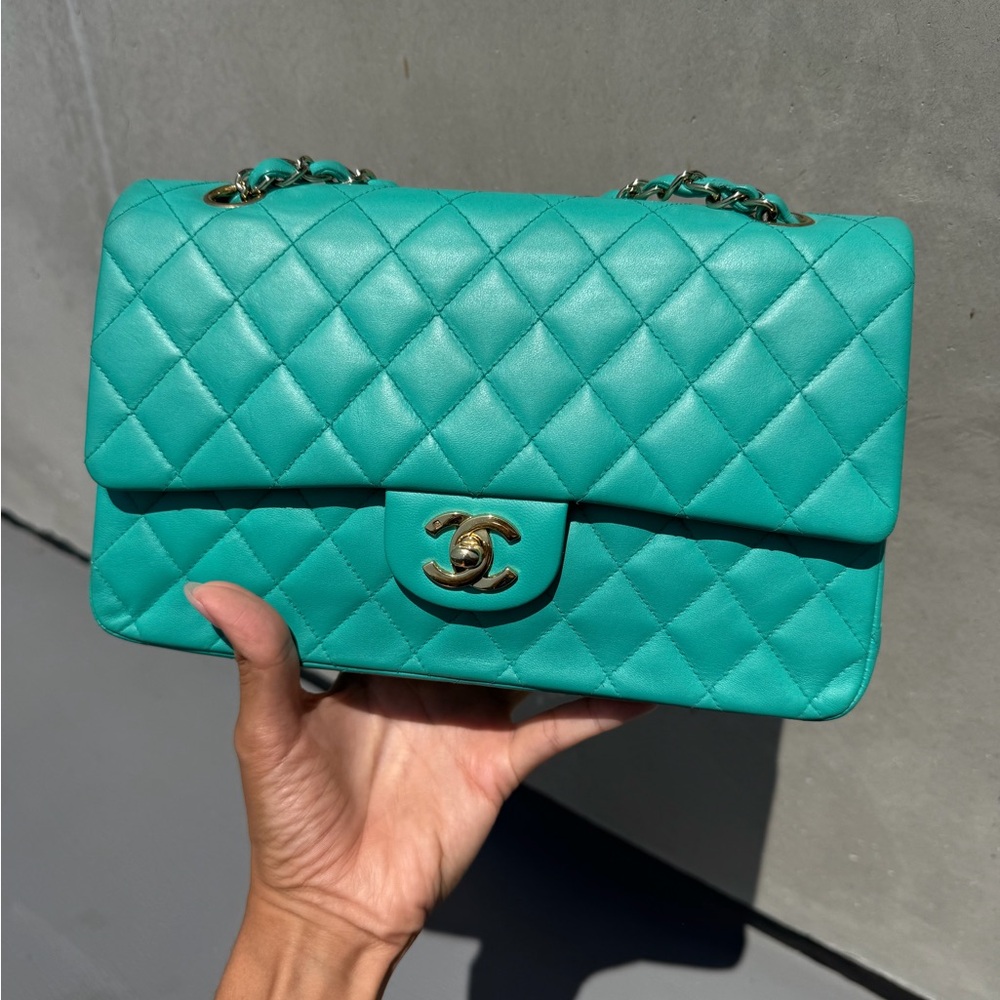 Auth Chanel Turquoise medium flap bag!